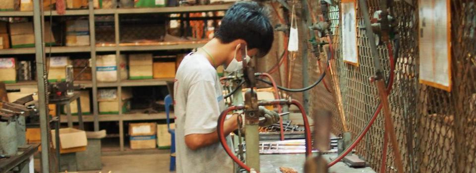 slide company profile