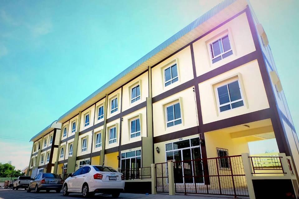 slide company profile