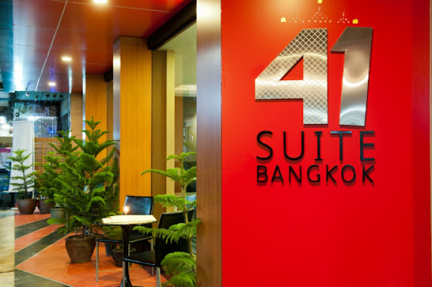 หางาน,สมัครงาน,งาน รุ่งฤกษ์ เกสต์เฮ้าส์